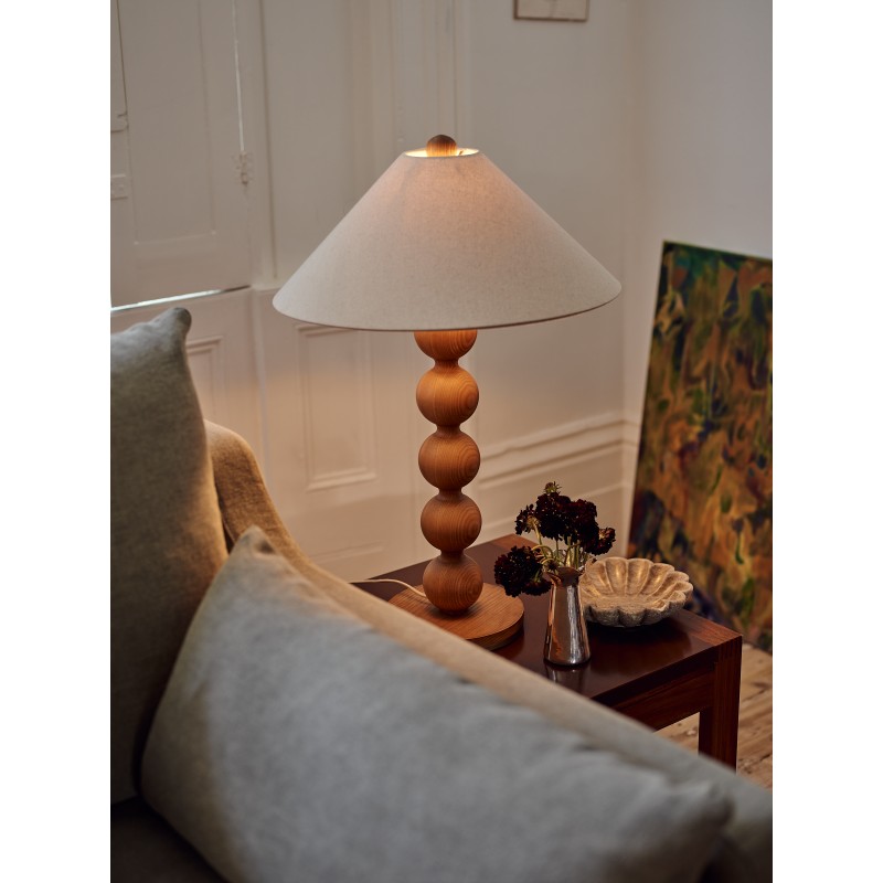 https://www.styles-interiors.ch/10087-thickbox/dawes-wooden-bobbin-table-lamp.jpg