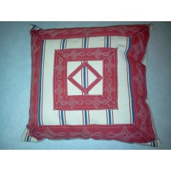 Coussin GRAMMONTcol.beige/rouge rayures bleues, dim.45x45cm, Pierre Frey