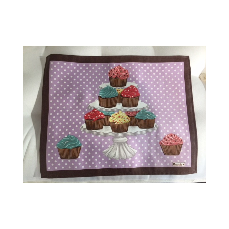 https://www.styles-interiors.ch/5082-thickbox/set-enduit-delices-col2-mauve-avec-cupcakes-dim38x48cm-beauville.jpg