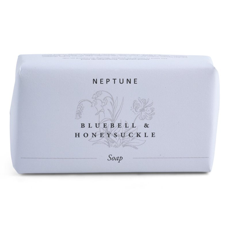 https://www.styles-interiors.ch/7189-thickbox/bluebell-and-honeysuckle-soap.jpg