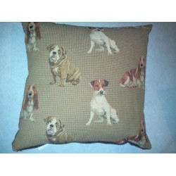 Coussin genre tapisserie motifs chiens col.brun, dim.45x45cm, Autrement Dit