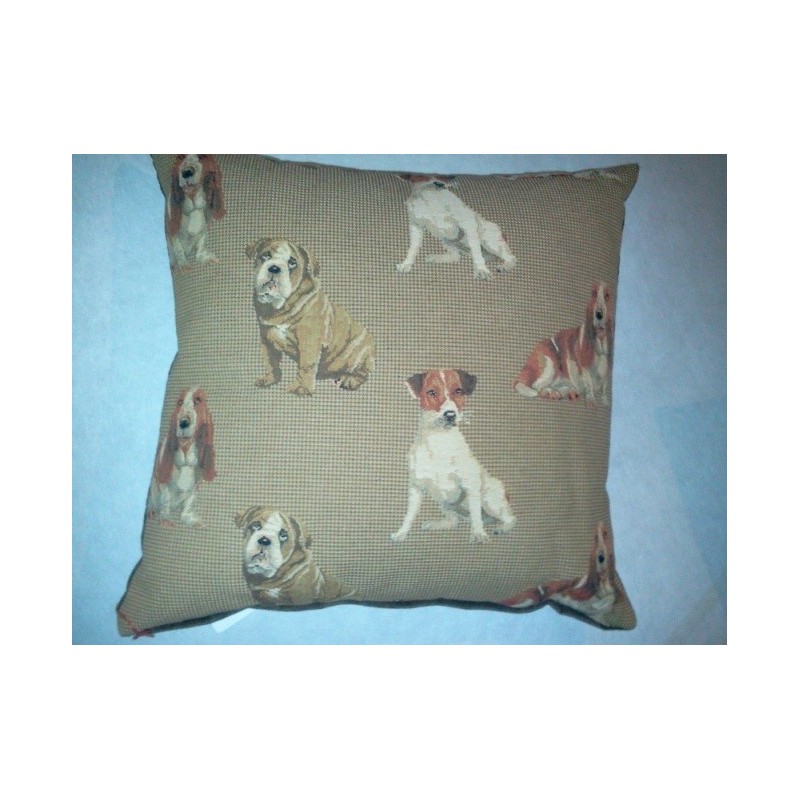 https://www.styles-interiors.ch/747-thickbox/coussin-chiens-autrement-dit.jpg