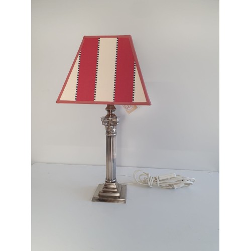 lampe colonne fer v pierre + abat-jour strié rouge et blanc