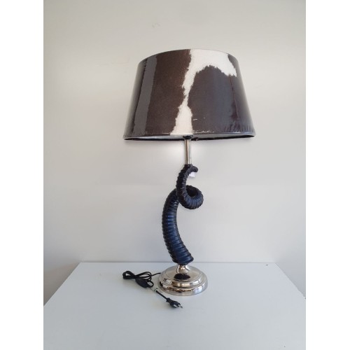 LAMPE corne noire Mars & More avec abat-jour vache noir-blanc