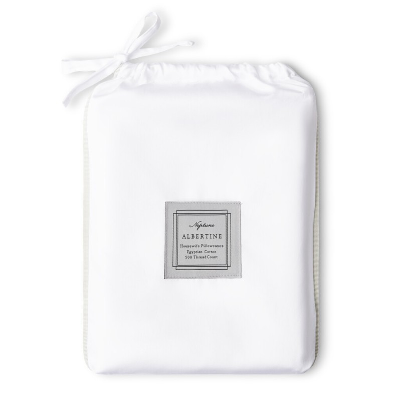 https://www.styles-interiors.ch/8720-thickbox/albertine-housewife-pillowcases-50-x-70-cm-set-of-2-lily.jpg