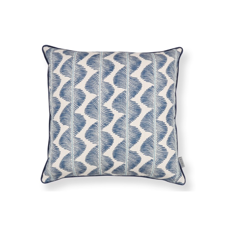 https://www.styles-interiors.ch/9697-thickbox/coussin-romo-50x50cm-aubin-buxton-blue.jpg